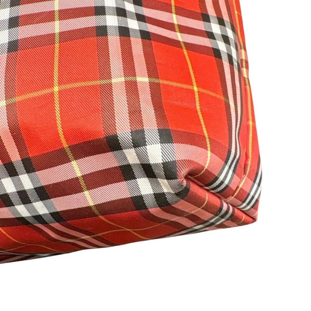 Burberry vintage red plaid oversize travel tote bag - Picture 4 of 16
